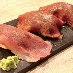 和牛炙り握り寿司 二貫