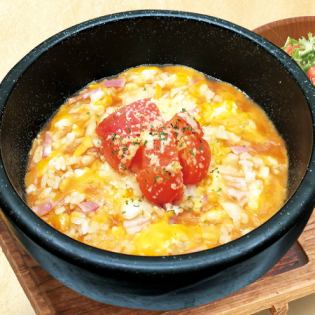 完熟トマト使用！クワトロチーズリゾット