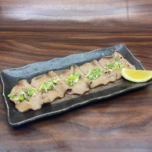 牛タン定食 特製青唐辛子味噌添え
