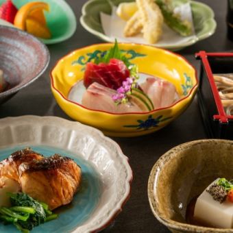 【晚餐】◇繽紛石料理◇ 每人5,500日元