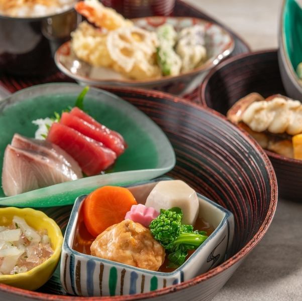 【平日ランチ】　おもてなし会席弁当