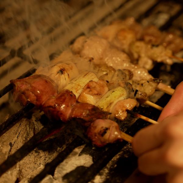 【当店おススメ☆】熟成知覧鶏の焼き鳥！噛めば噛むほど出てくる旨味がたまらない一品