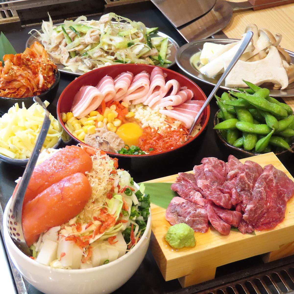 鉄板焼きに加え一品料理も充実！お好きなメニューと飲み放題で