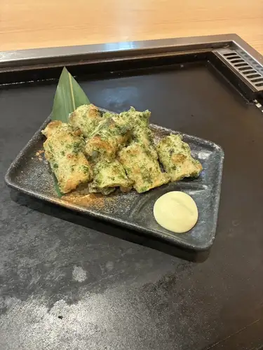 Chikuwa的油炸甜苜蓿