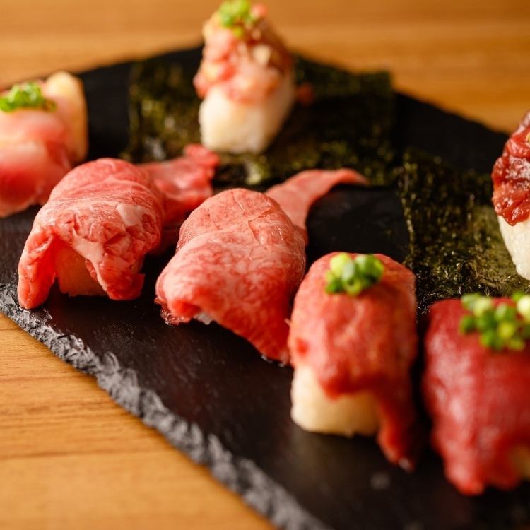 You can enjoy a private party in a private room for parties of 10 or more people!