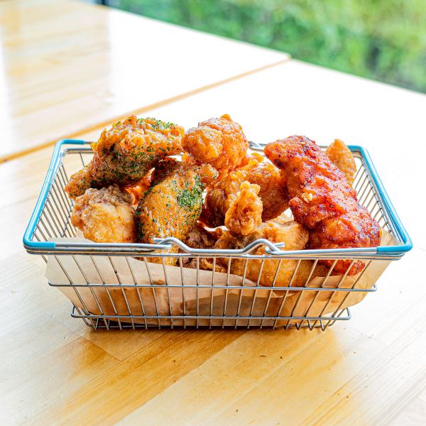 煎餅チキン(骨付き)日本の“せんべい”を思わせるザクザク食感と、韓国チキン