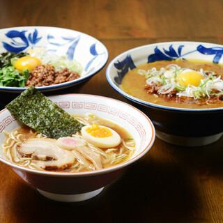 All 3 types of Chinese noodles supervised by Naoto Niiyama of “Noodle Shop Hanabi”!