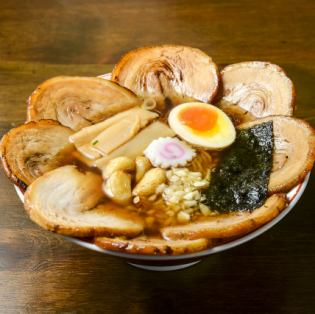 Garlic roast pork ramen