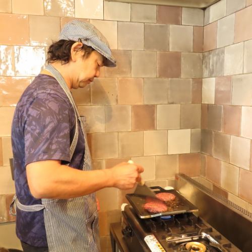 店主が卸す和牛を使用！