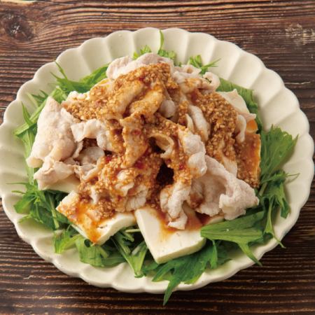 寄せ豆腐の胡麻和えサラダ