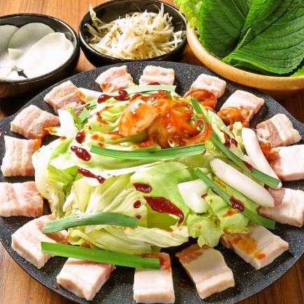 Jukmi Samgyeopsal Kiwami Course with all-you-can-drink! Horse sashimi from Kumamoto Prefecture and yangnyeom chicken!