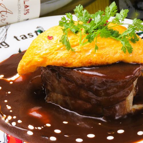 Stewed Beef in Demi-glace ~Served with Fluffy Omelet~