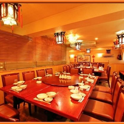 Reservations for small groups are also welcome! The rectangular seats are easier to talk to than round tables, making it safe for family meals! Seats can be placed together to accommodate large gatherings.