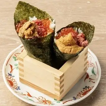 Meat hand rolls at Umeda Yokocho