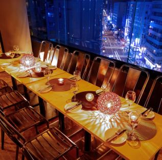 Dine in a cozy curtained private room