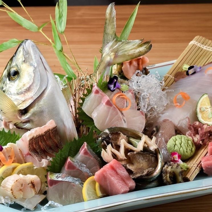 Uses fresh fish from Kyushu! Not only the sashimi, but also the stews and tempura are excellent★