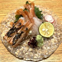 3 raw shrimp sashimi