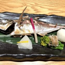 Charcoal grilled horse mackerel