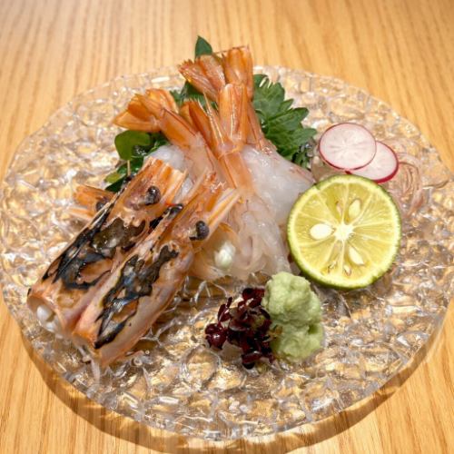 3 raw shrimp sashimi