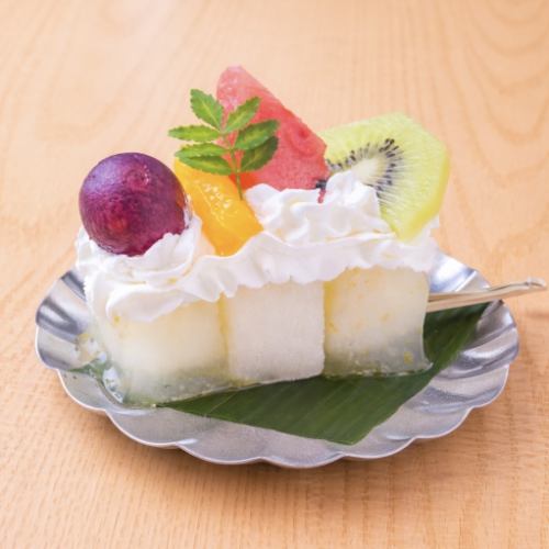 Kudzu ice cream with fruit (yuzu or ramune)