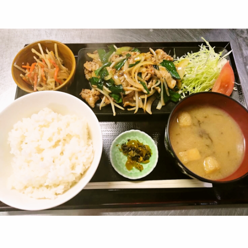 超お手頃価格でサクッと楽しめるランチも大人気♪