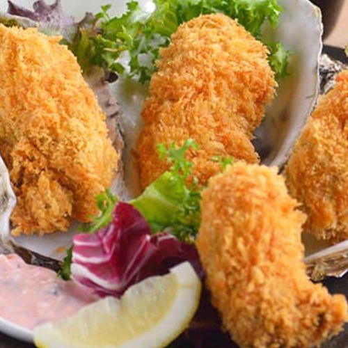 Fried oysters with homemade tartar sauce