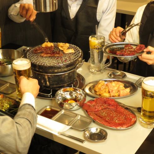 【自分へのご褒美に！】こだわりの国産ホルモンと炭火焼肉を堪能
