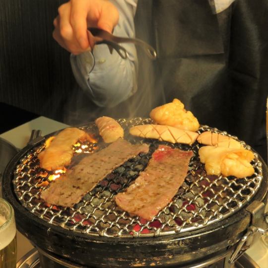 【お手軽宴会コース】特製キムチやシマチョウ、人気の牛ハラミなど全10品◇3000円(税込)