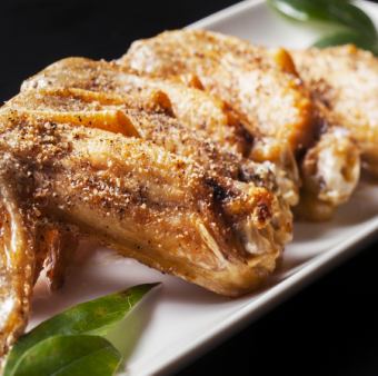 닭 닭 날개 튀김 (양념 소금)