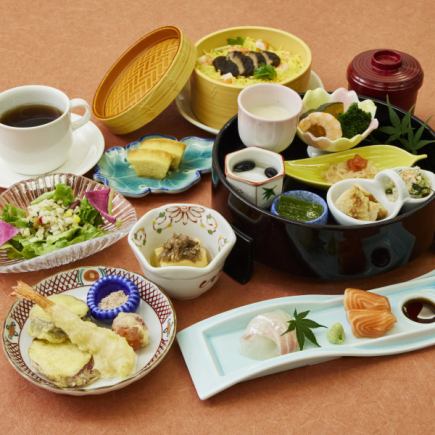 旬菜やわらぎ弁当 造り・天ぷら付 2,970円(税込）