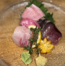 Three-item platter, 2 servings