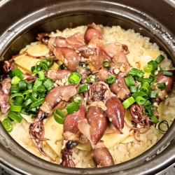 Firefly squid and bamboo shoots in butter soy sauce clay pot rice