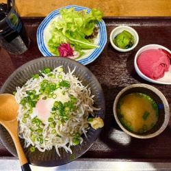 Daily Lunch Set Meal *Photo is for illustrative purposes only.