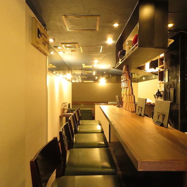[Counter seats] Counter seats that are perfect for single use.Please feel free to use it on your way home from work.* Kobari is open from 18:00 to 8:00 the next day! Also for the second and third parties ◎