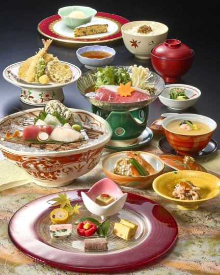 11/13～12/31<午餐特价><<忘年会怀石>>～水仙花～共10道菜品4,620日元