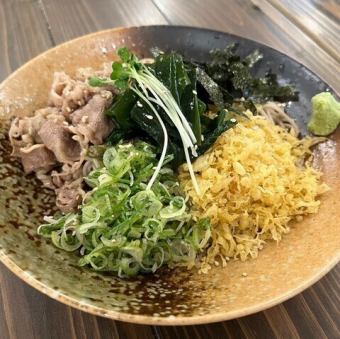 肉ぶっかけ蕎麦