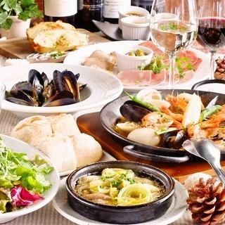 Enjoy seafood paella [A course] All-you-can-drink 2 hours + 7 dishes total 5,000 yen