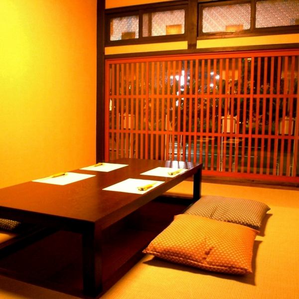 [Private room seats on the 1st floor] We have seats that are easy to use for banquets, such as private rooms with sunlit kotatsu and tatami rooms.