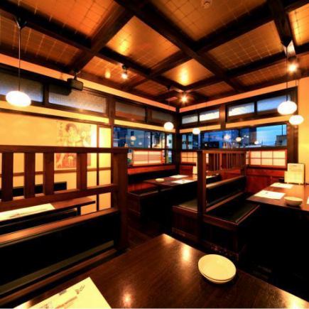 9月1日至11月6日【限1樓桌位超值套餐】8道菜+2小時無限暢飲,5000日元