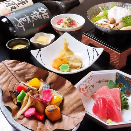 9月1日至11月6日：【金枪鱼干杯套餐】8道菜，2小时畅饮，价格6000日元。