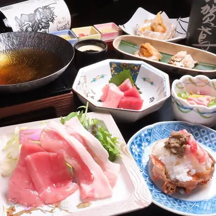 11月7日至3月20日：主廚推薦套餐 - 9道菜，2小時暢飲，售價8000日圓。