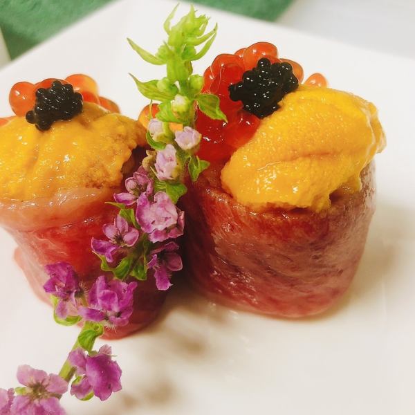Nikusen specialty! Sendai beef sea urchin roll!