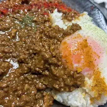 仙台牛ミニカレー　温玉