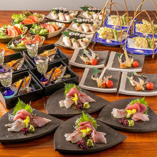 [Course reservations for lunch or dinner are available] Courses with all-you-can-drink and mini kaiseki lunch dishes are available.