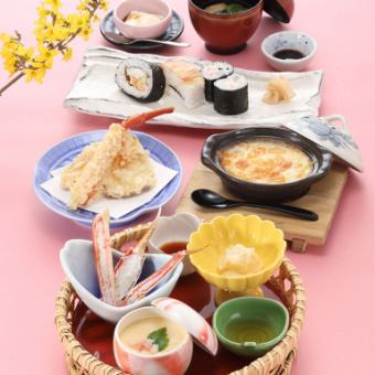 <Lunchtime Crab Meal> Hana Tsuzumi 3,520 yen (tax included) *Lunchtime only