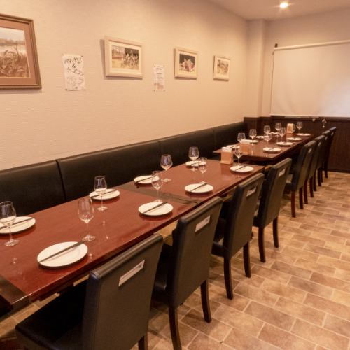 [Because it's 3 hours] Private seats that are perfect for company banquets, joint parties, girls-only gatherings, birthday parties, etc. ★ This is a popular seat, so please contact us as soon as possible.★ Asian bar in Kodaira area ♪