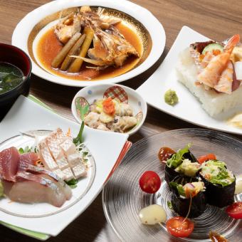 【轻食套餐】使用时令食材的精美生鱼片等5道菜品◎4,380日元（含税）