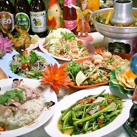 Banquets can also be held at Khao Man Gai!! If you are having a banquet, all-you-can-drink is available for 2 hours♪ Starting from 4,460 yen!! Enjoy your banquet in a cute restaurant★