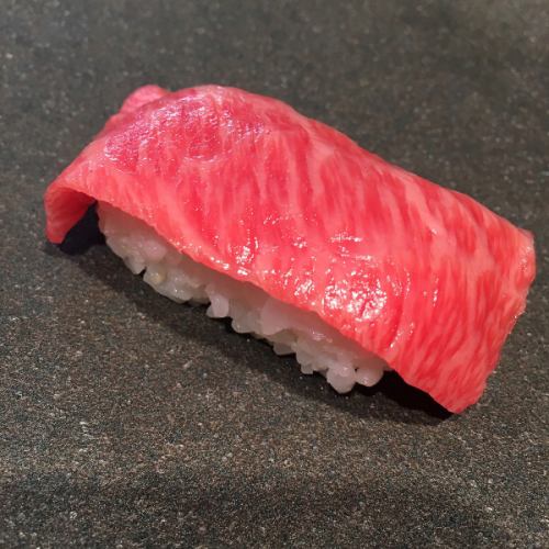 赤身ロース炙り寿司 (一貫)