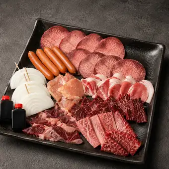 [Delicious meat, guaranteed to be a success] Ajikien BBQ Yakiniku Set